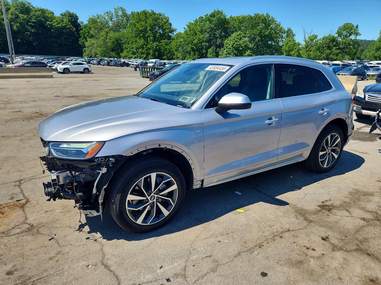 WA1EAAFYXR2148349 · 2024 AUDI Q5