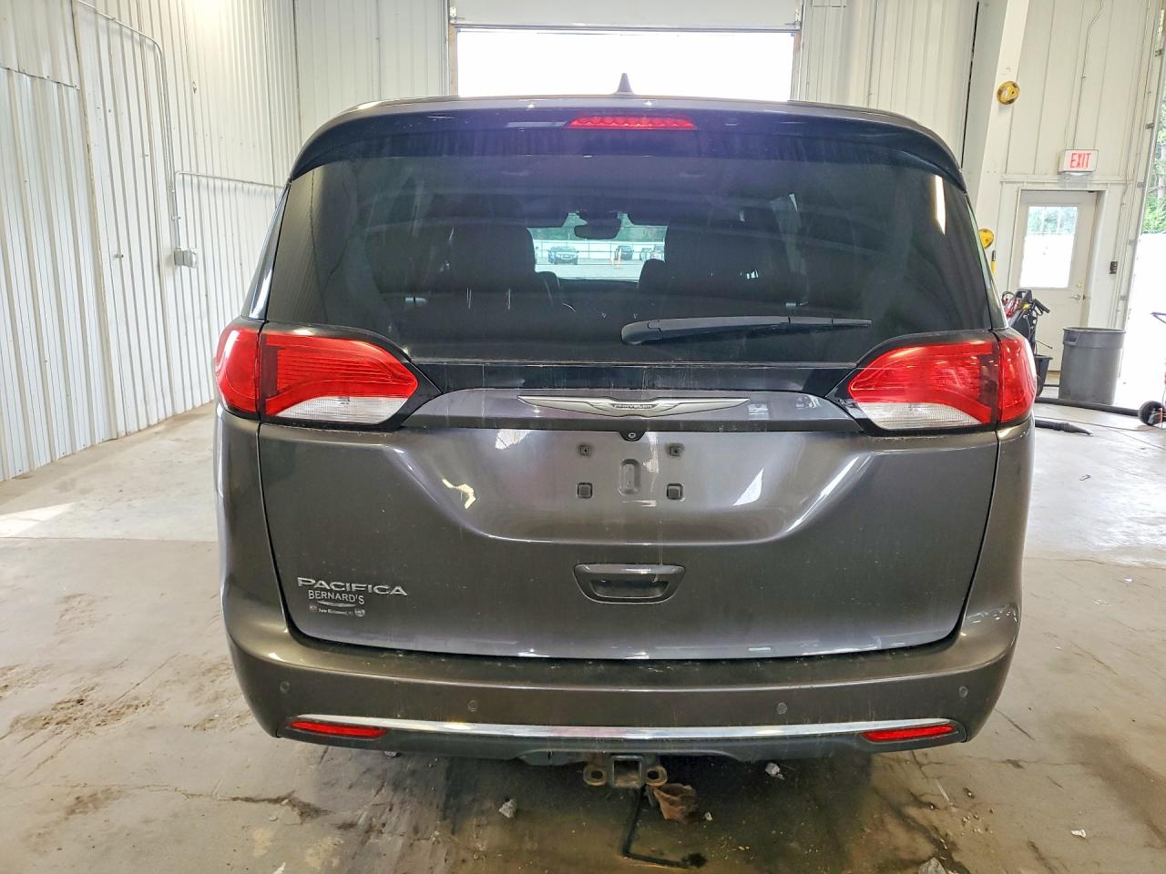 2C4RC1EG5HR623657 · 2017 CHRYSLER PACIFICA · 6/13