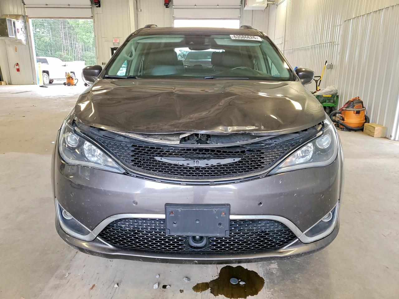 2C4RC1EG5HR623657 · 2017 CHRYSLER PACIFICA · 5/13