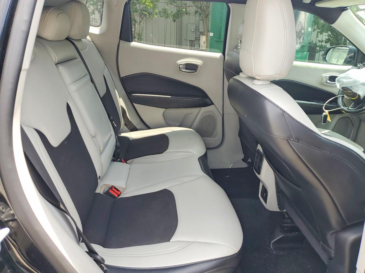 3C4NJCBB3JT487511 · 2018 JEEP COMPASS · 10/12