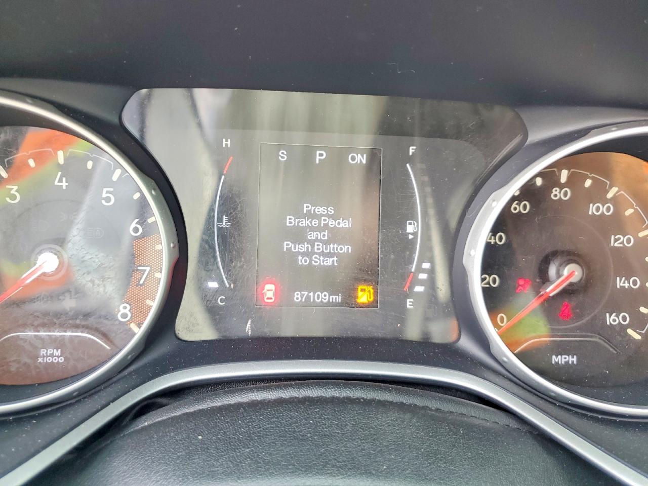 3C4NJCBB3JT487511 · 2018 JEEP COMPASS · 9/12