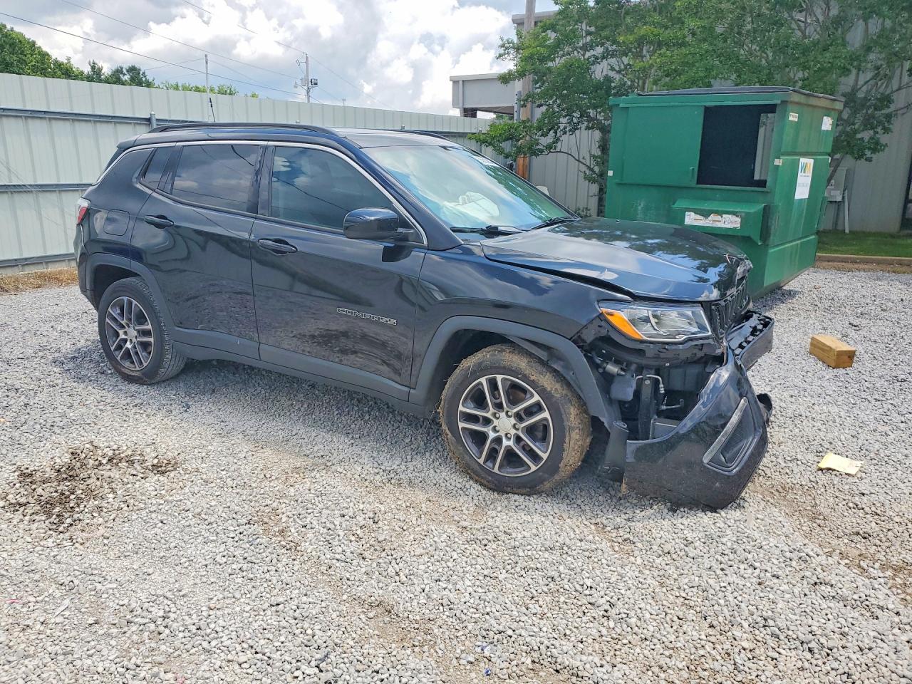 3C4NJCBB3JT487511 · 2018 JEEP COMPASS · 4/12