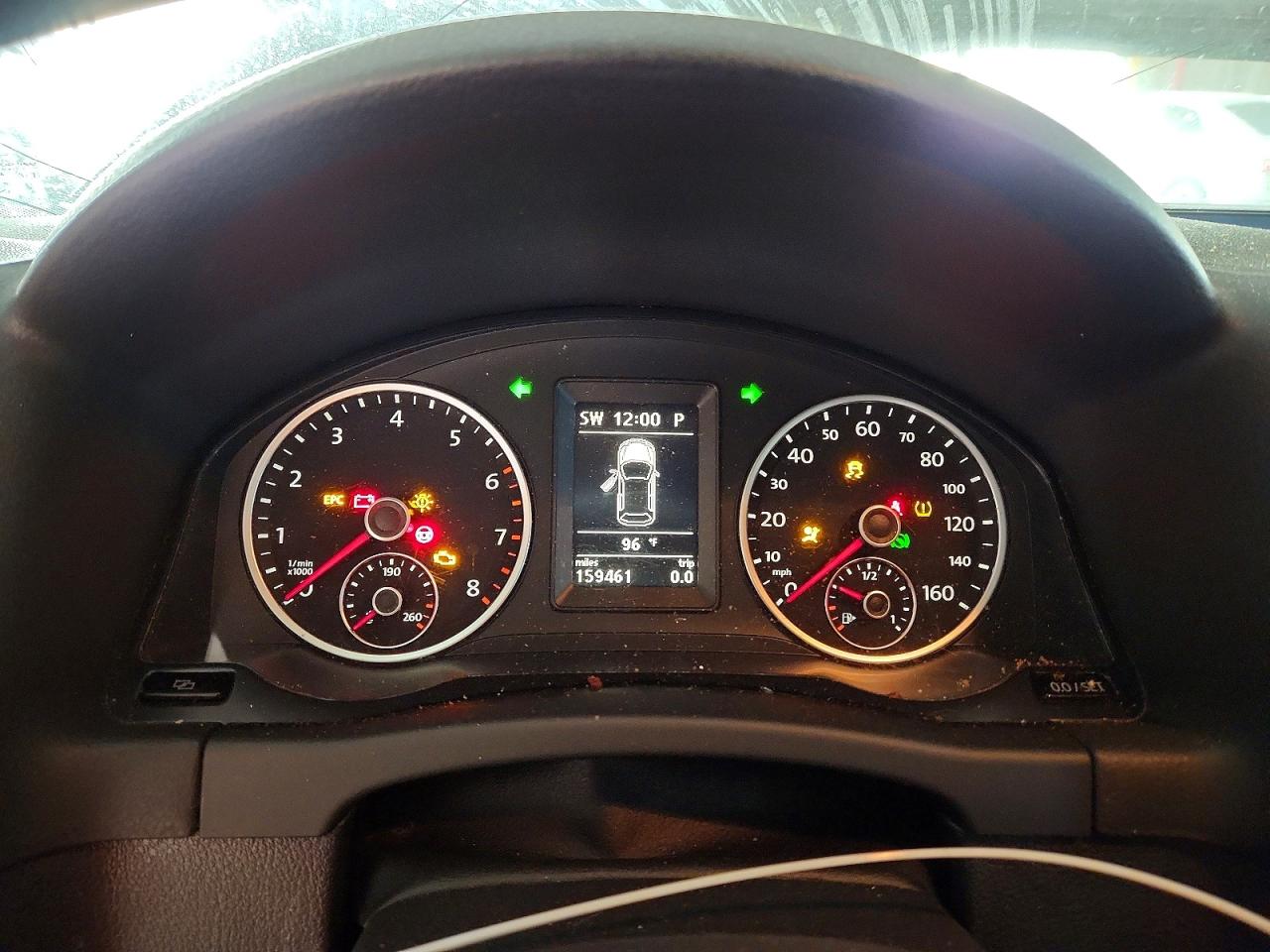WVGAV7AX8CW006023 · 2012 VOLKSWAGEN TIGUAN · 9/13
