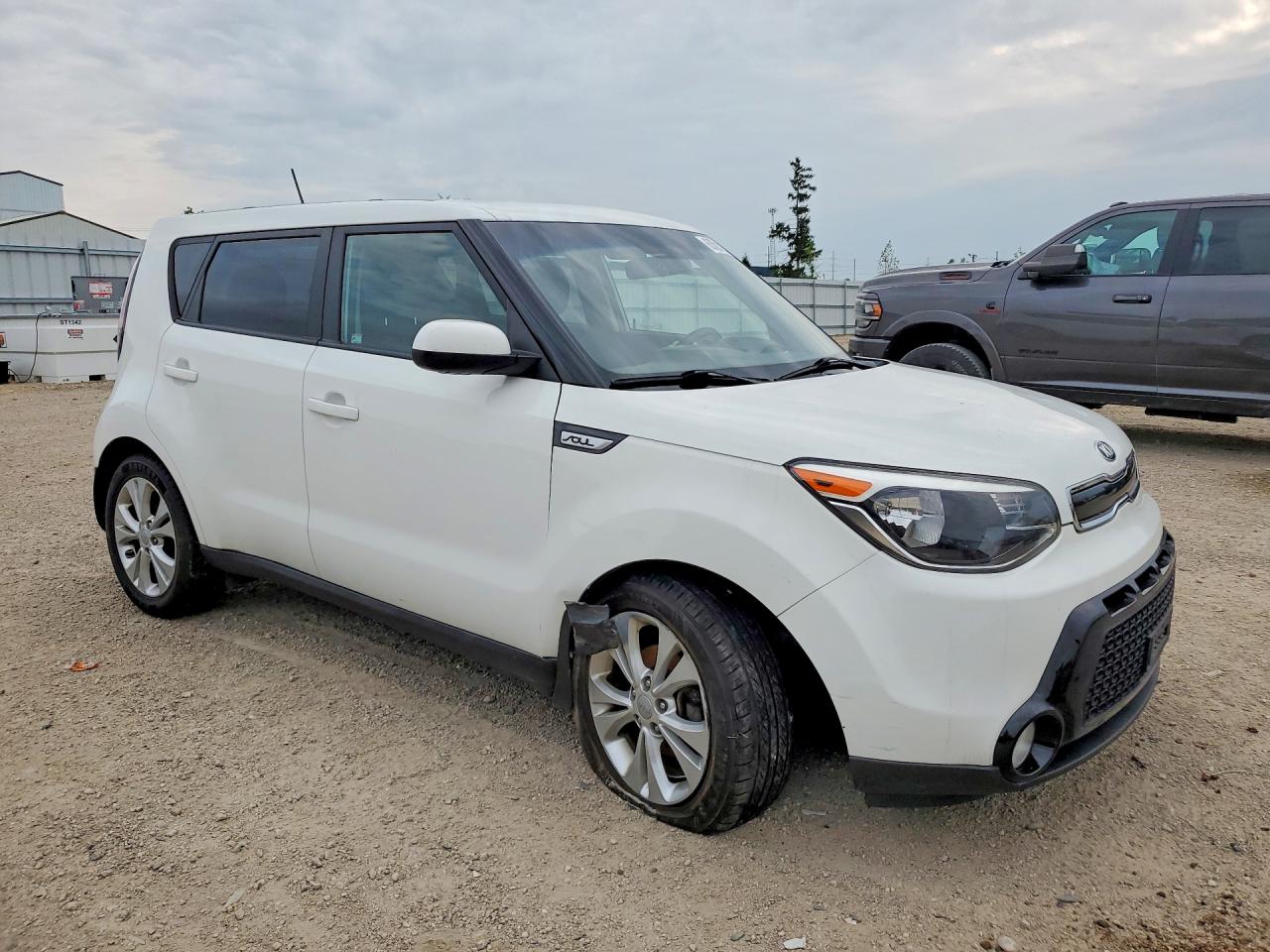 KNDJP3A52G7326640 · 2016 KIA SOUL · 4/13