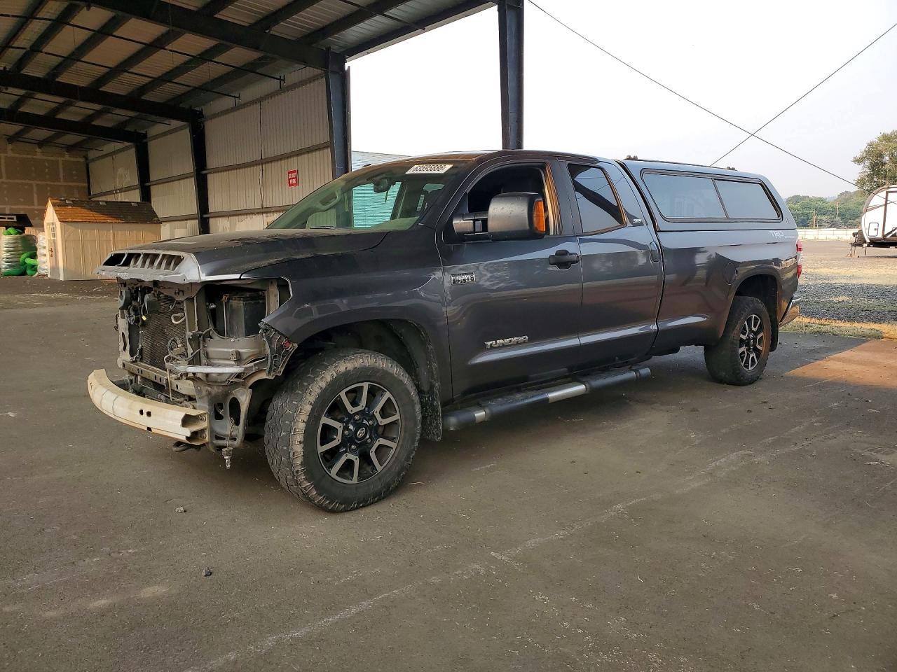 5TFCY5F17GX019942 · 2016 TOYOTA TUNDRA