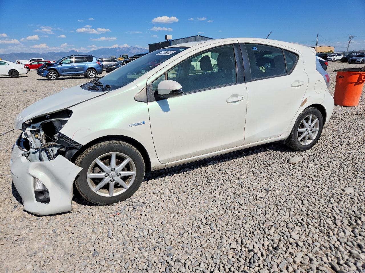 JTDKDTB38E1080736 · 2014 TOYOTA PRIUS C