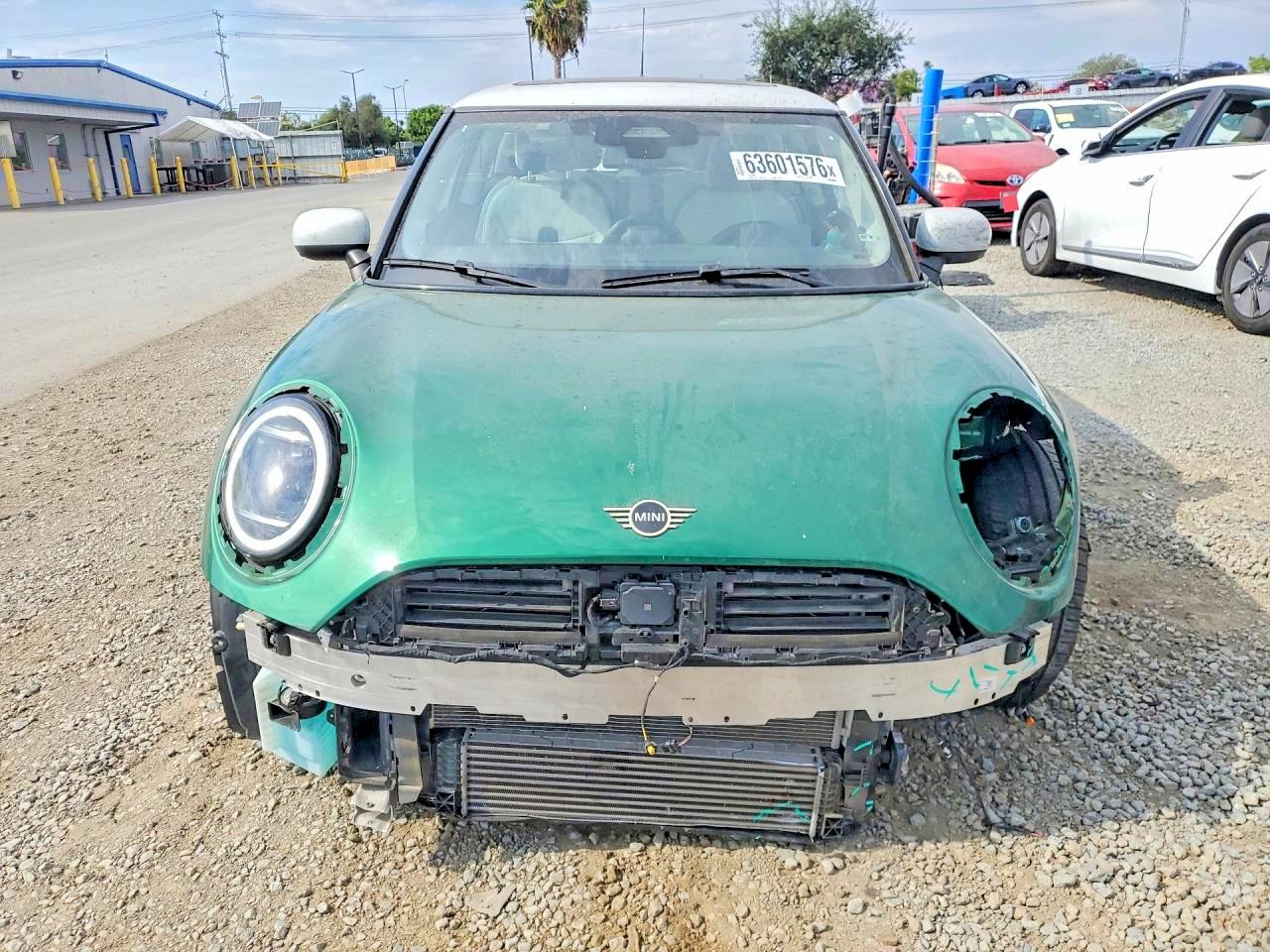 WMW23GD02S2W33784 · 2025 MINI COOPER · 5/13