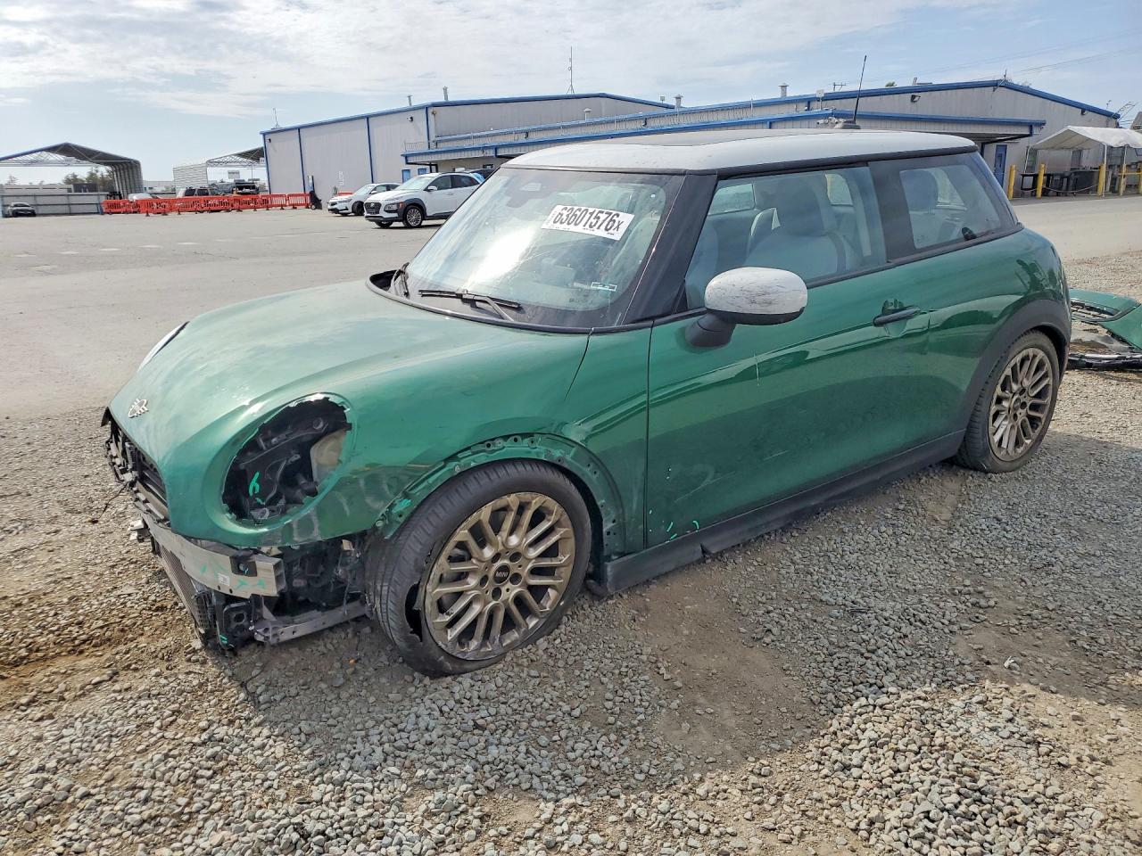 WMW23GD02S2W33784 · 2025 MINI COOPER