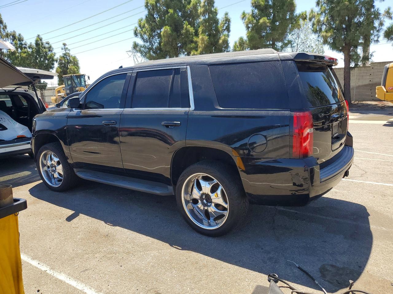 1GNSCBKC6JR119694 · 2018 CHEVROLET TAHOE · 2/14