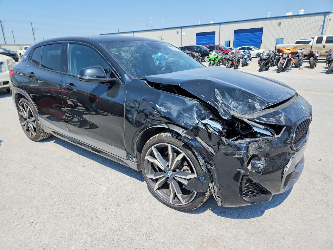 WBXYJ3C3XJEJ82806 · 2018 BMW X2 · 4/13