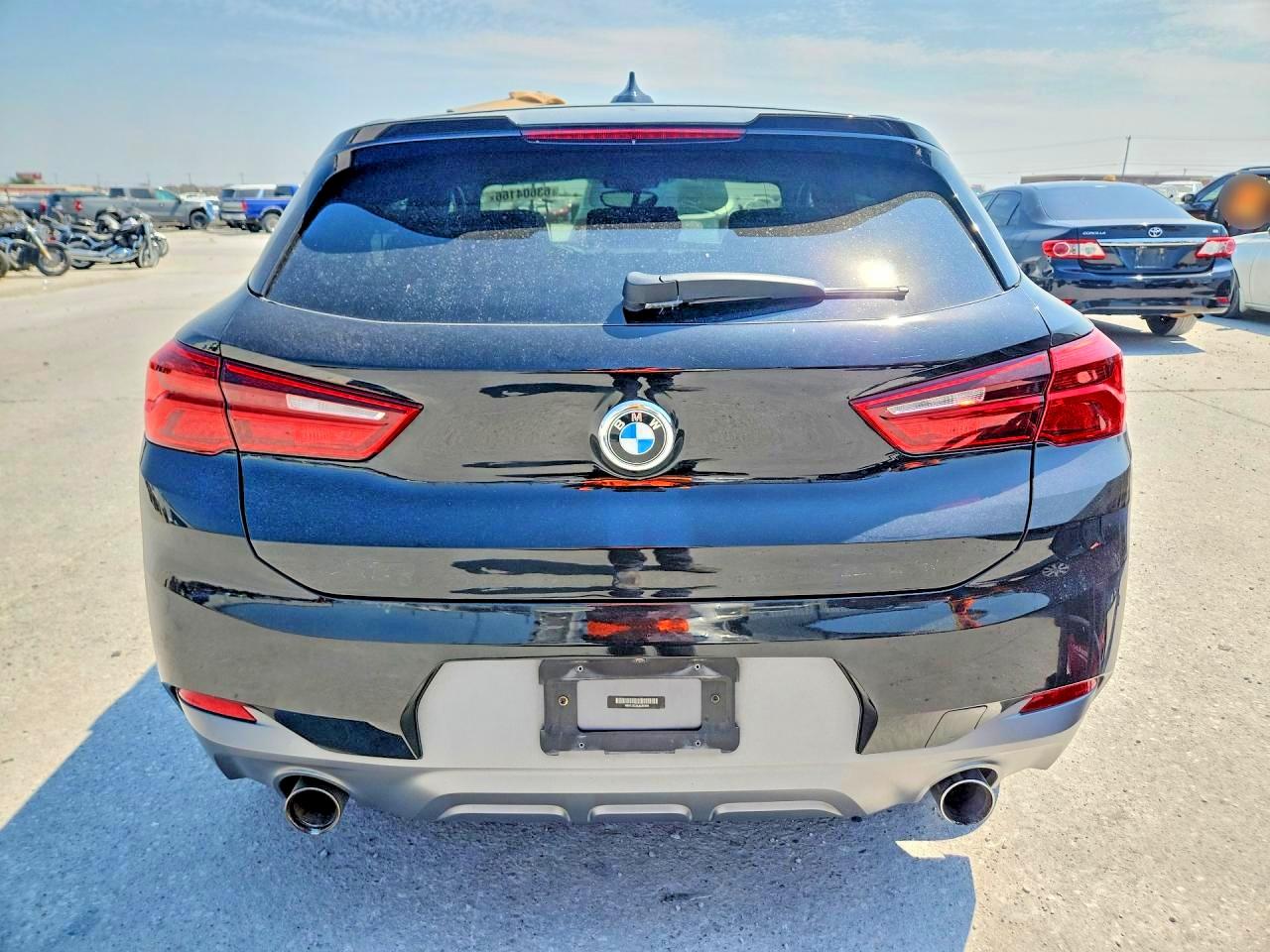 WBXYJ3C3XJEJ82806 · 2018 BMW X2 · 6/13
