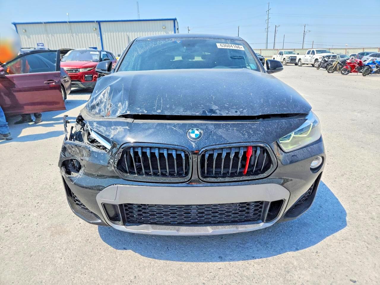 WBXYJ3C3XJEJ82806 · 2018 BMW X2 · 5/13