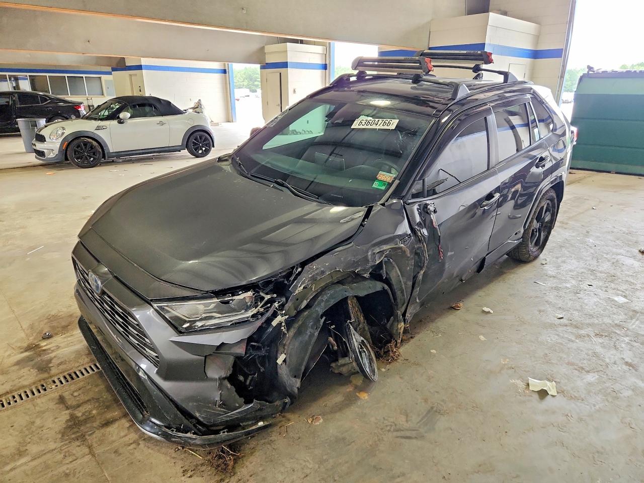 2T3EWRFV1LW096586 · 2020 TOYOTA RAV4