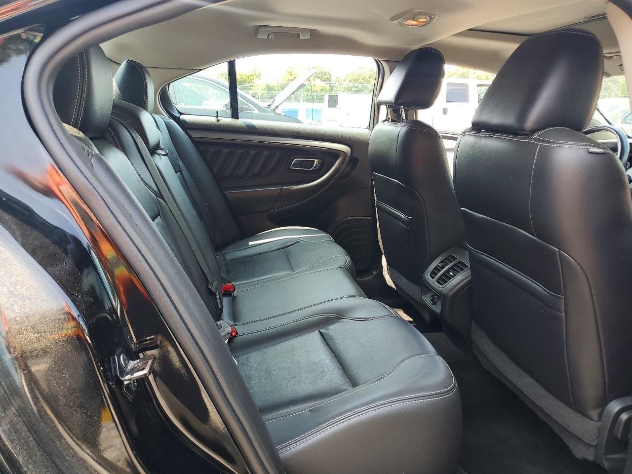 1FAHP2EW7BG188717 · 2011 FORD TAURUS · 10/12