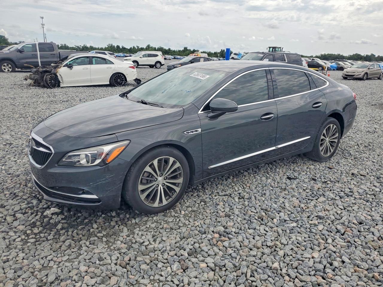 1G4ZP5SSXHU175435 · 2017 BUICK LACROSSE