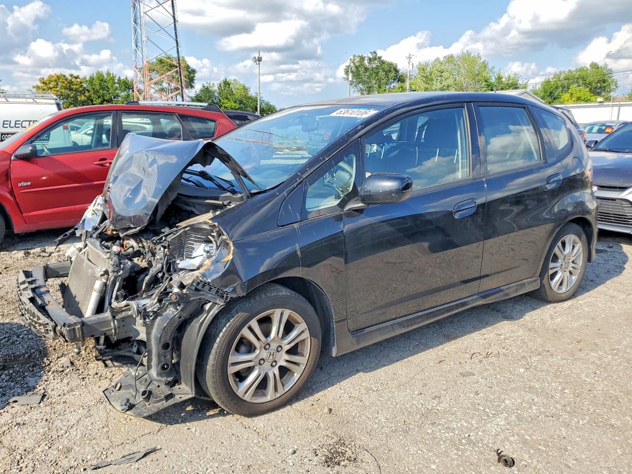 JHMGE8H55BC026561 · 2011 HONDA FIT
