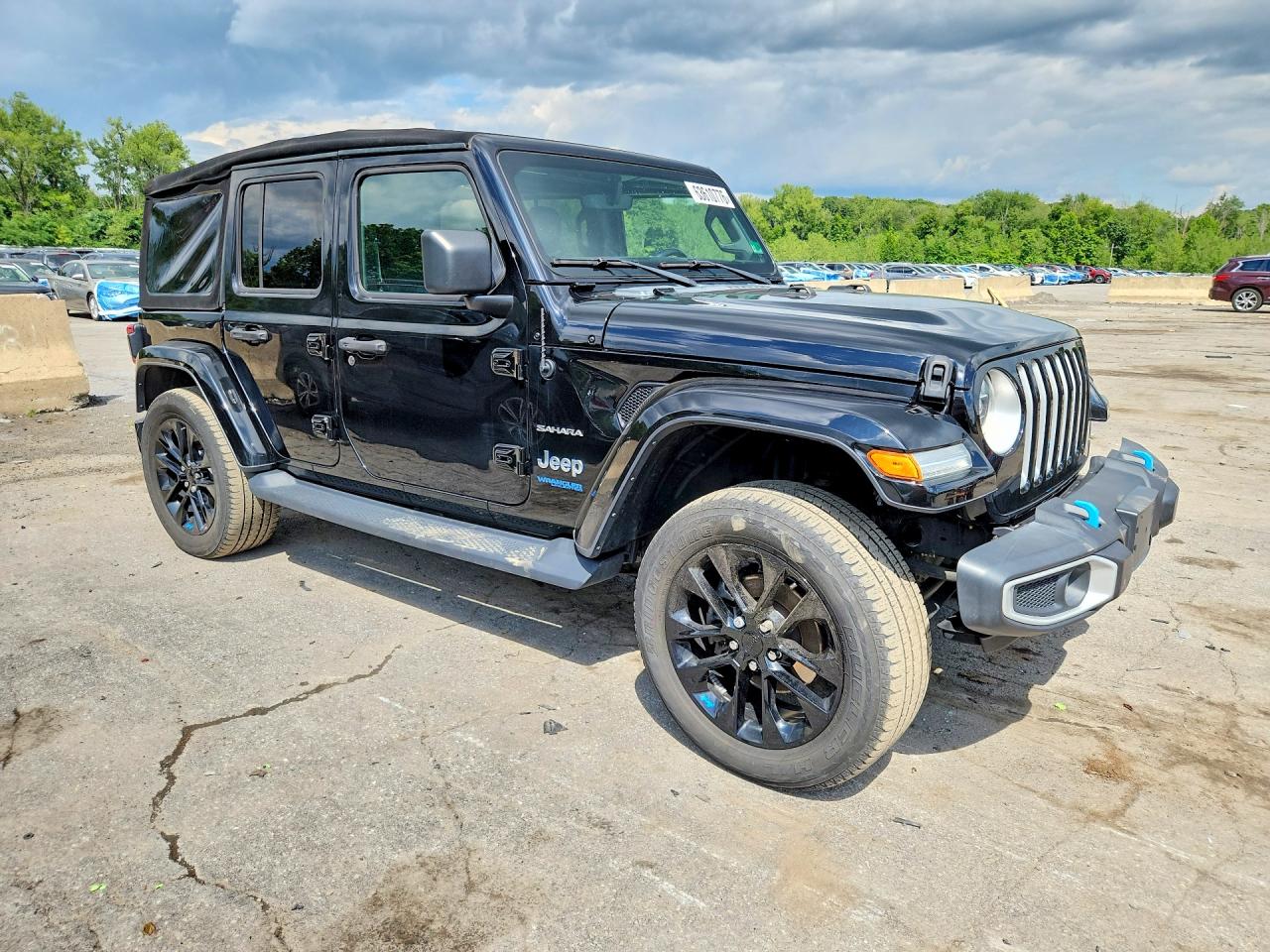 1C4JJXP6XNW106660 · 2022 JEEP WRANGLER UNLIMITED · 4/13