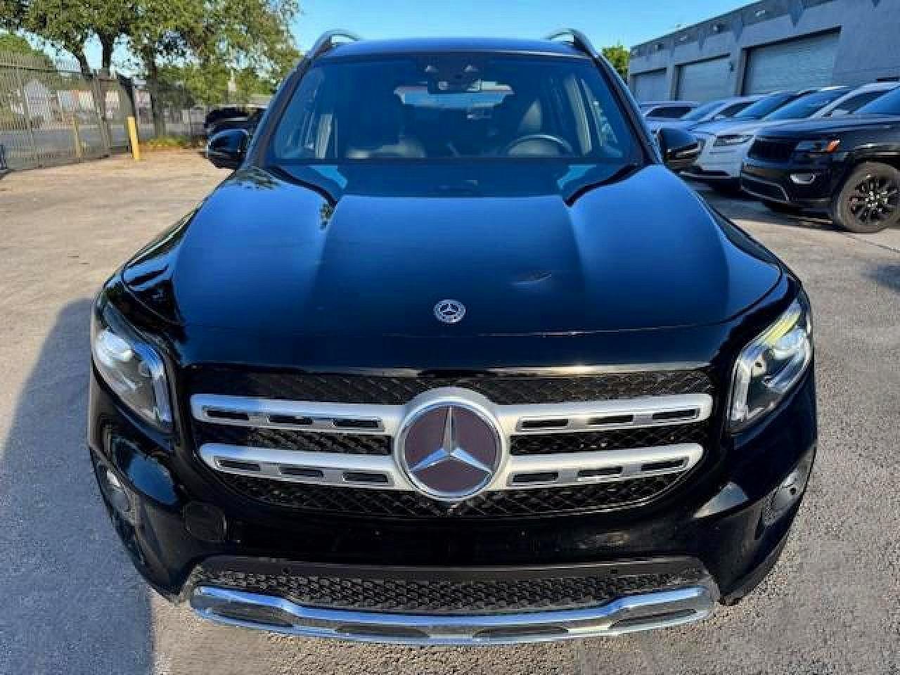 W1N4M4GB2LW019423 · 2020 MERCEDES-BENZ GLB · 5/15