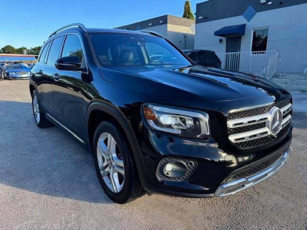 W1N4M4GB2LW019423 · 2020 MERCEDES-BENZ GLB · 4/15