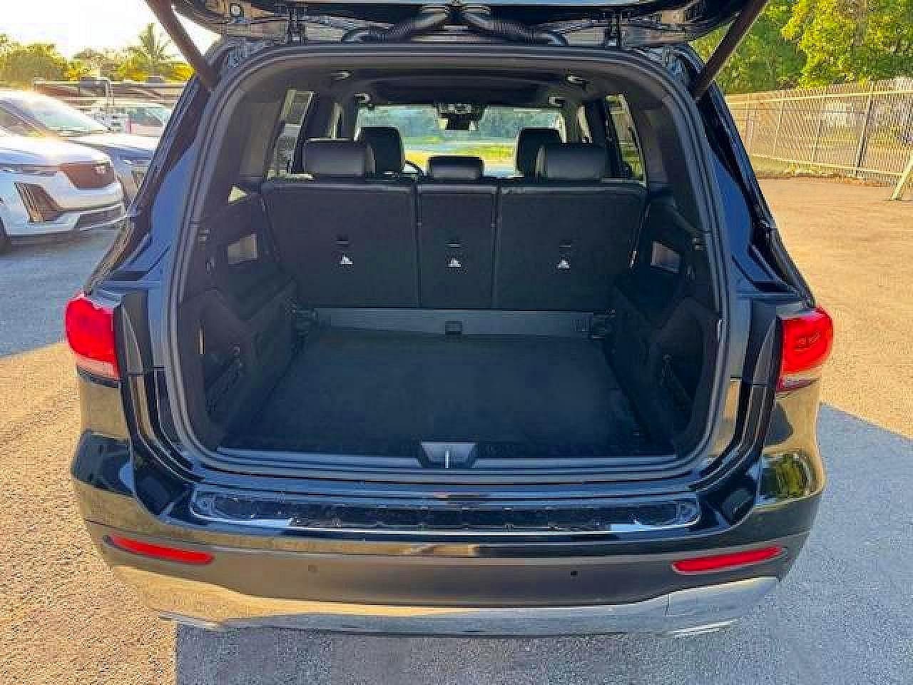 W1N4M4GB2LW019423 · 2020 MERCEDES-BENZ GLB · 6/15