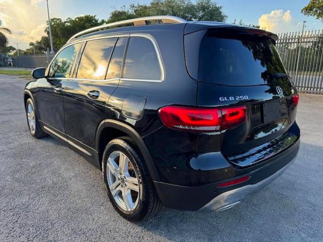 W1N4M4GB2LW019423 · 2020 MERCEDES-BENZ GLB · 2/15