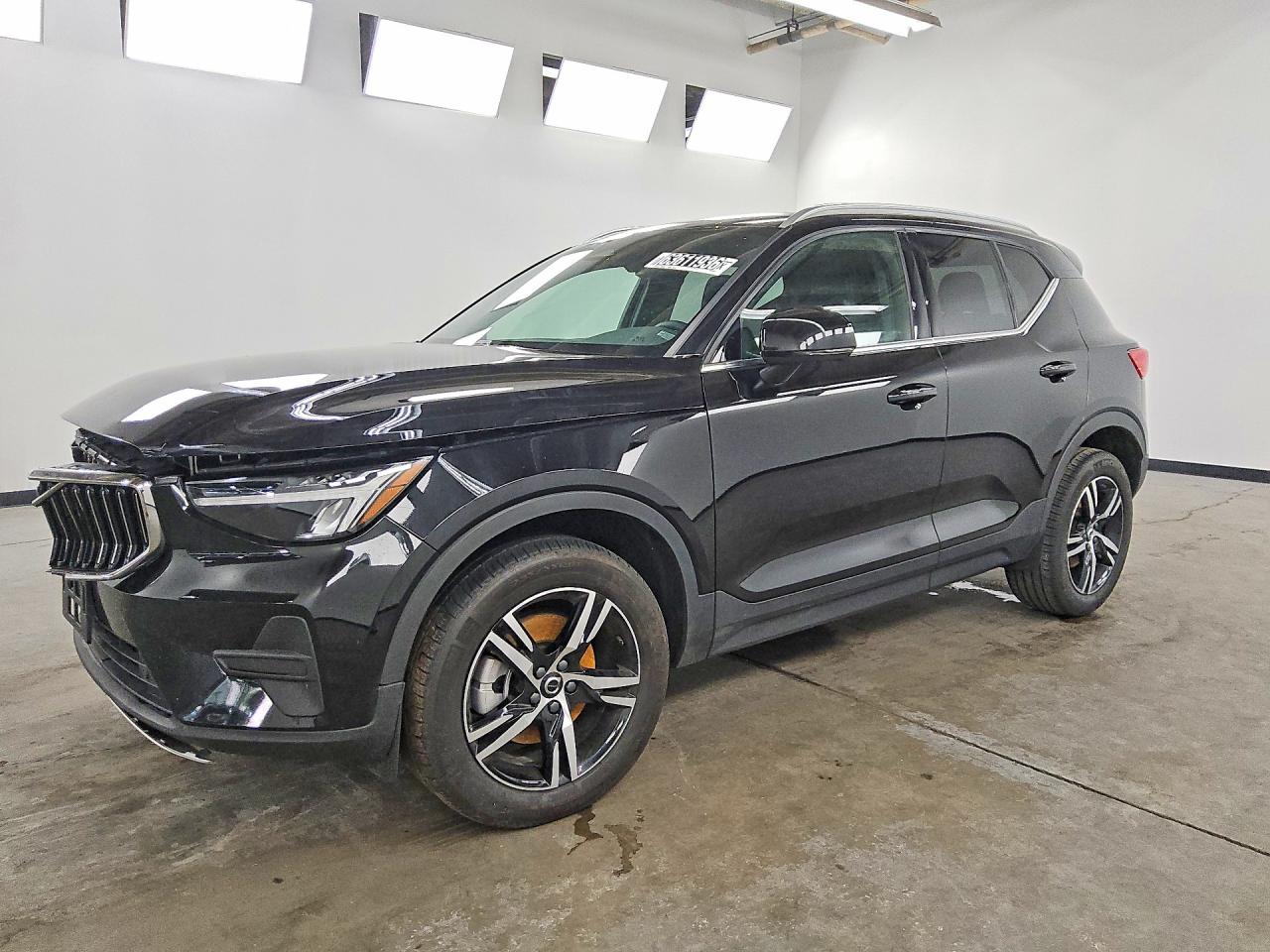 YV4L12UKXR2265380 · 2024 VOLVO XC40