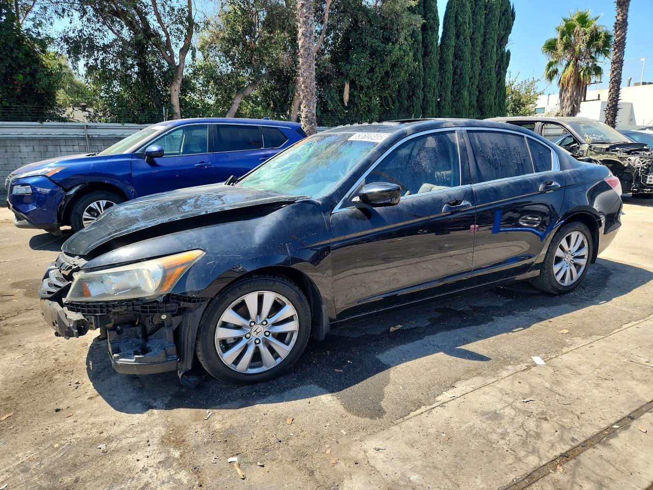1HGCP2F80BA153025 · 2011 HONDA ACCORD