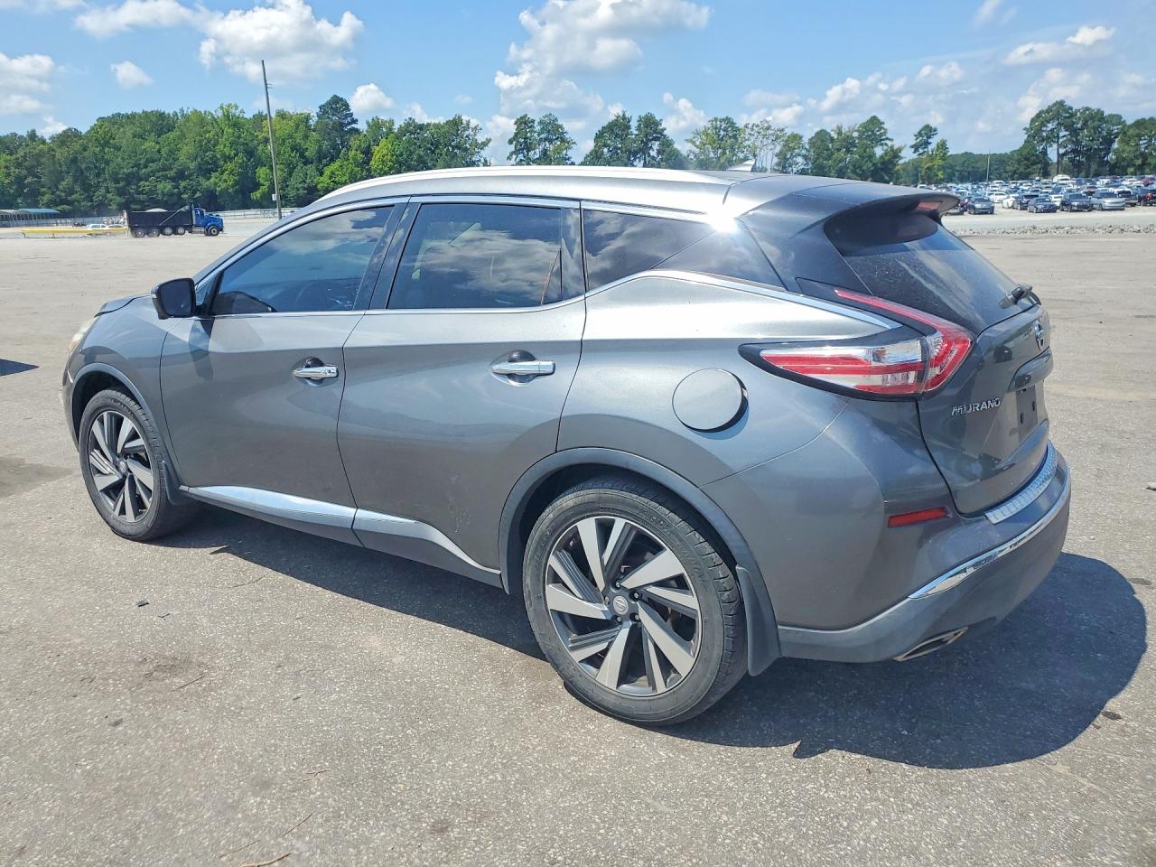 5N1AZ2MGXFN211064 · 2015 NISSAN MURANO · 2/13