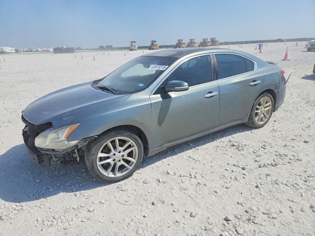 1N4AA5AP7AC875303 · 2010 NISSAN MAXIMA