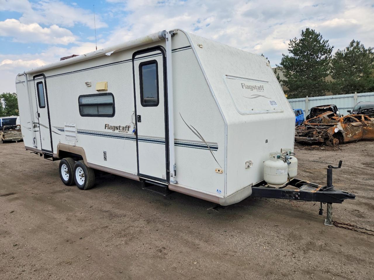 4X4TFLB232D075504 · 2002 FOREST RIVER FLAGSTAFF LITE WEIGHT TRAILERS