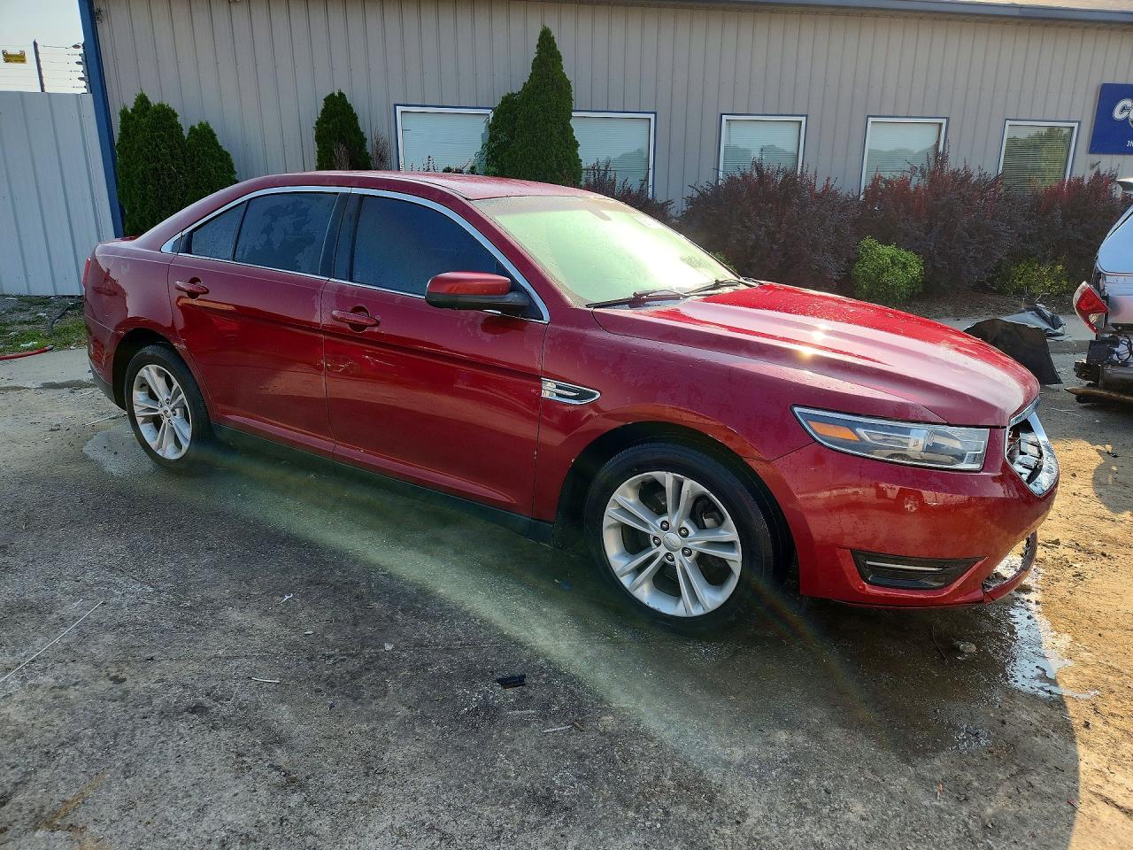 1FAHP2E85FG208812 · 2015 FORD TAURUS · 4/12