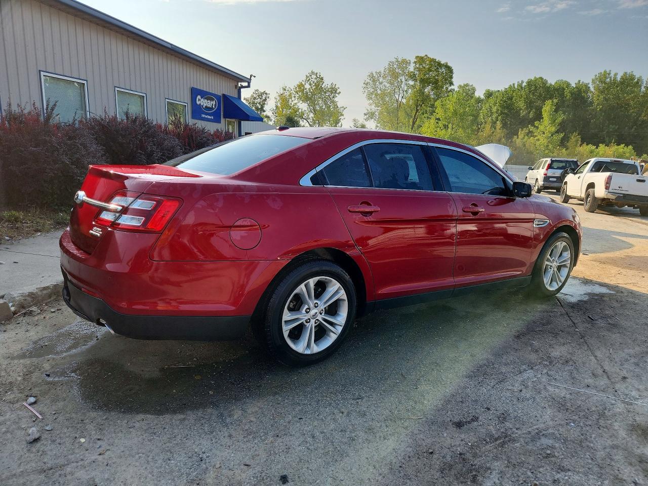 1FAHP2E85FG208812 · 2015 FORD TAURUS · 3/12