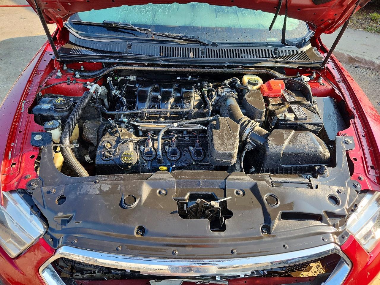 1FAHP2E85FG208812 · 2015 FORD TAURUS · 11/12