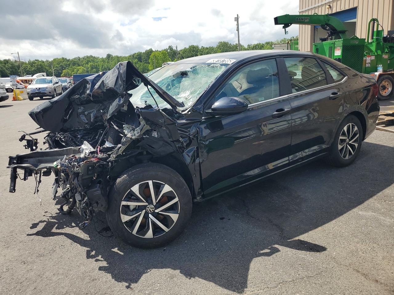 3VW5X7BUXSM068765 · 2025 VOLKSWAGEN JETTA