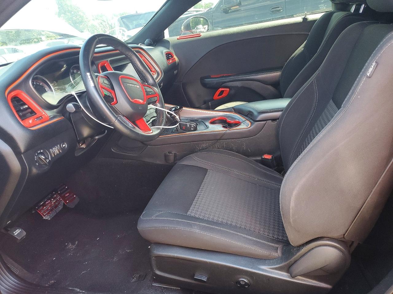 2C3CDZAG2KH561594 · 2019 DODGE CHALLENGER · 7/12