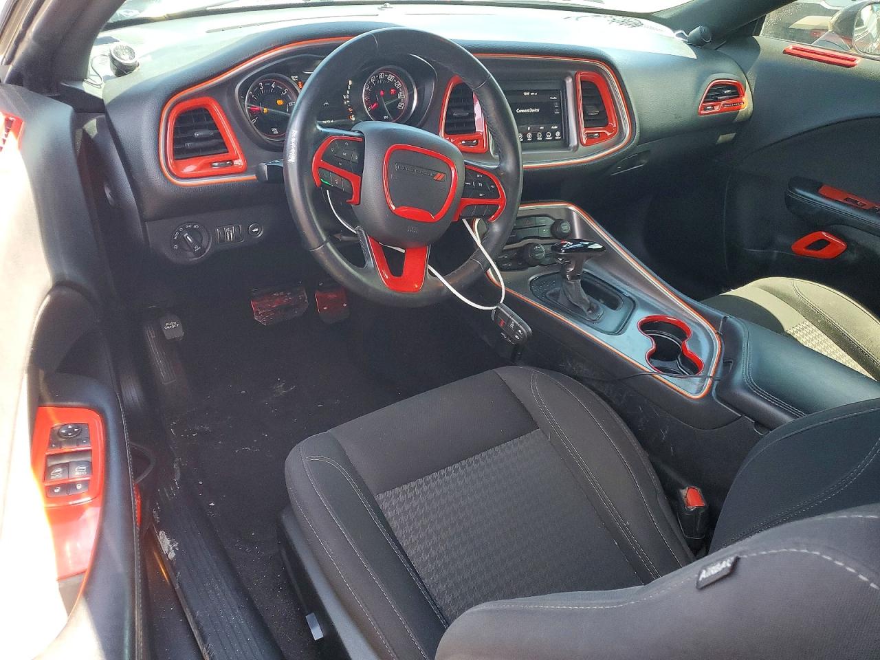 2C3CDZAG2KH561594 · 2019 DODGE CHALLENGER · 8/12