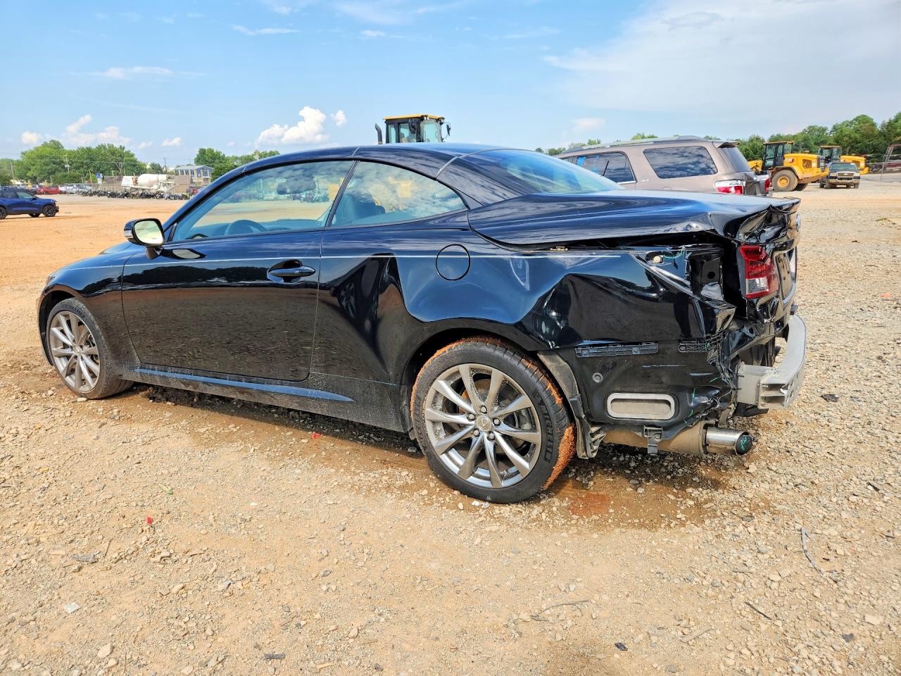JTHFF2C28F2533534 · 2015 LEXUS IS · 2/13