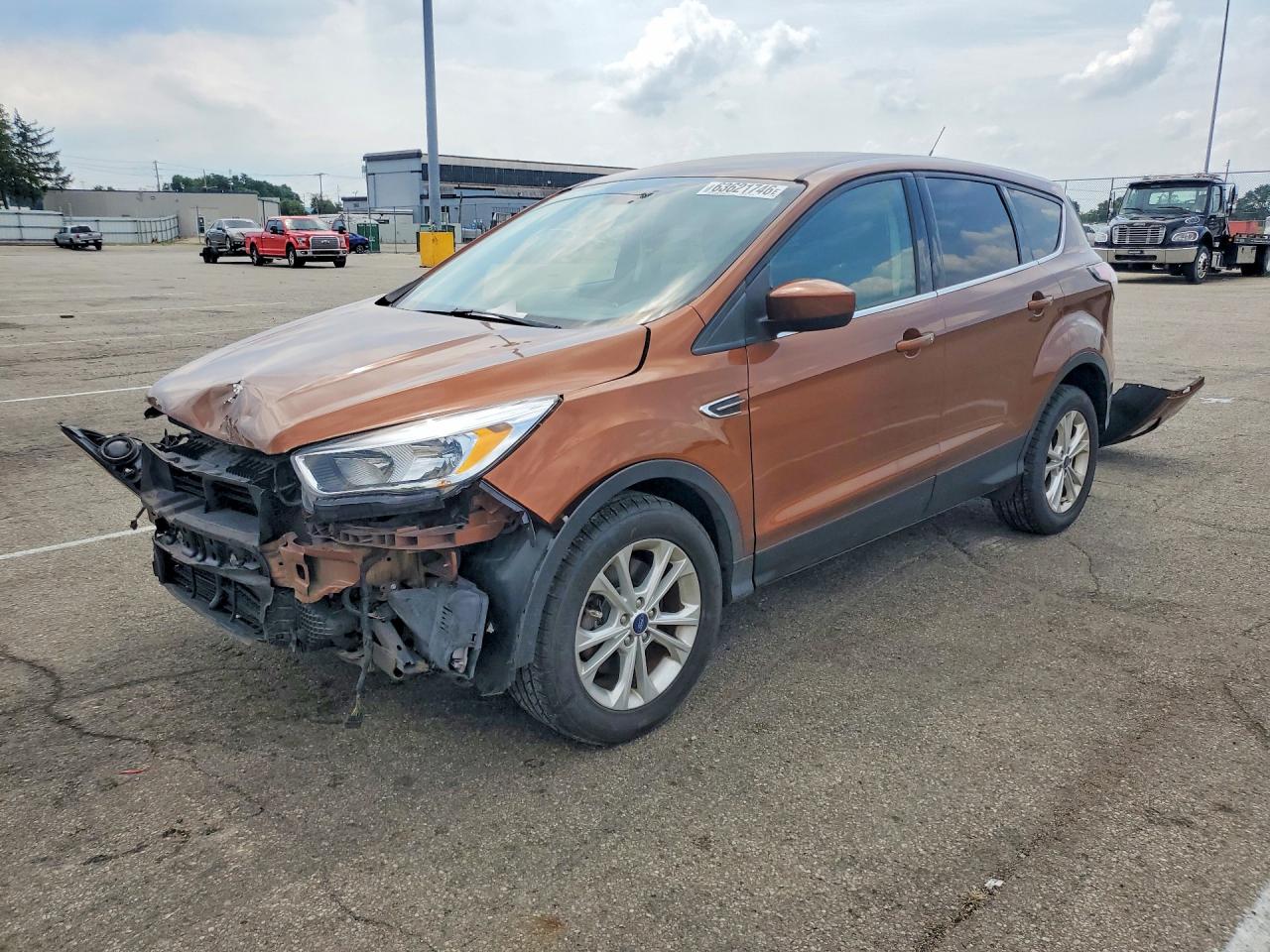 1FMCU0G9XHUB04596 · 2017 FORD ESCAPE
