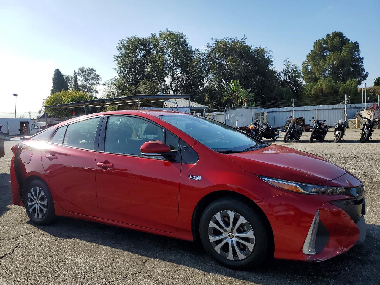 JTDKARFP4L3160710 · 2020 TOYOTA PRIUS PRIME · 4/12