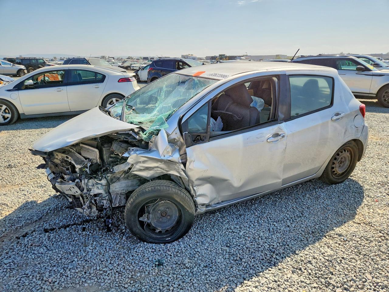 VNKKTUD34FA032195 · 2015 TOYOTA YARIS