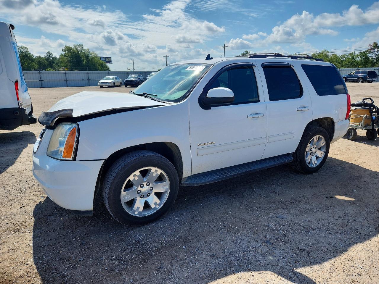 1GKMCAE34AR233754 · 2010 GMC YUKON