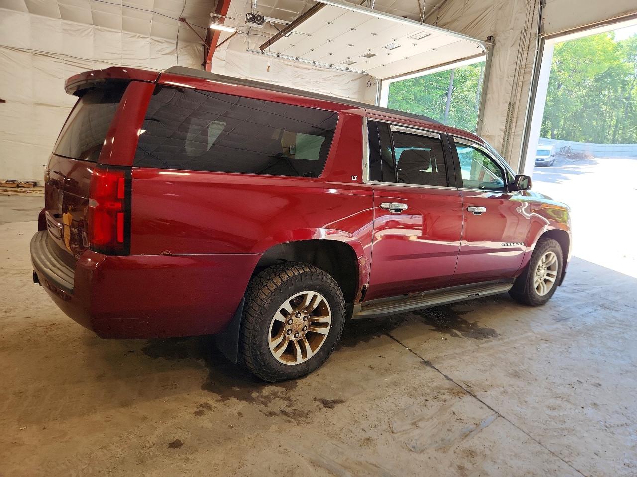 1GNSKHKC5GR161014 · 2016 CHEVROLET SUBURBAN · 3/13