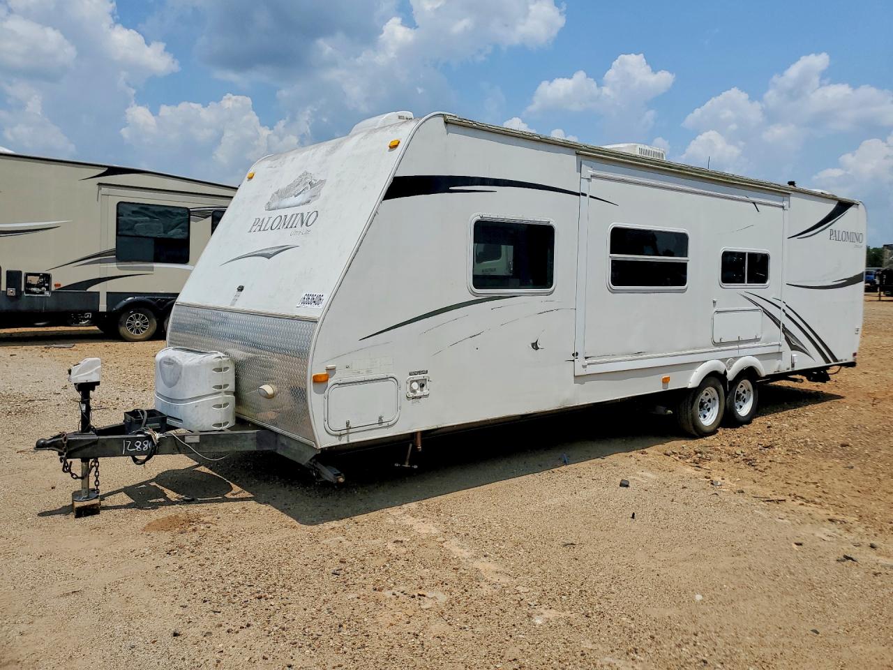 4X4TPAC20BN012886 · 2011 FOREST RIVER PALOMINO