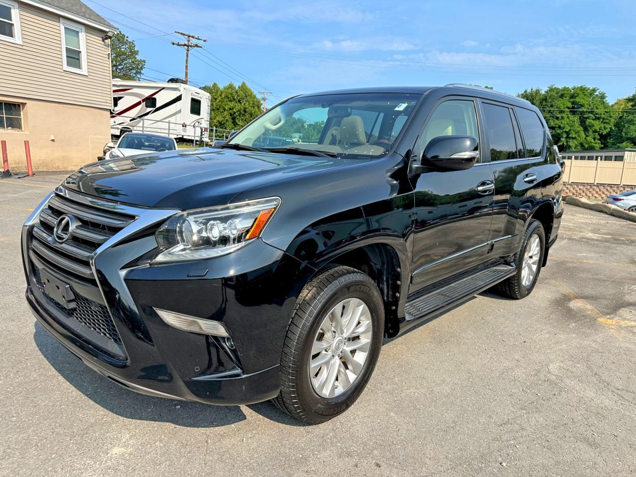 JTJBM7FX0E5076125 · 2014 LEXUS GX