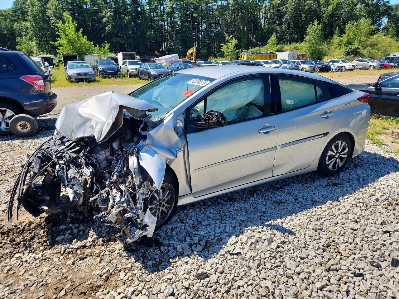 JTDKARFP1J3081539 · 2018 TOYOTA PRIUS PRIME