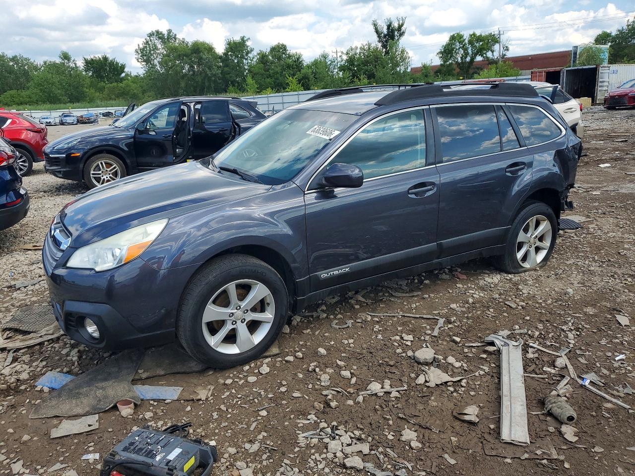 2013 SUBARU OUTBACK