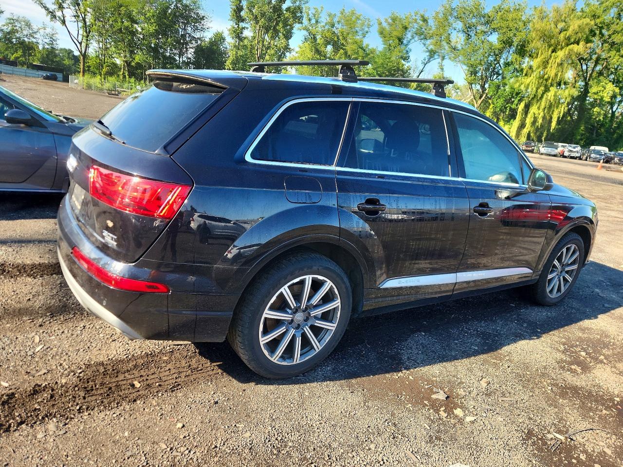 WA1LAAF76HD016691 · 2017 AUDI Q7 · 3/13