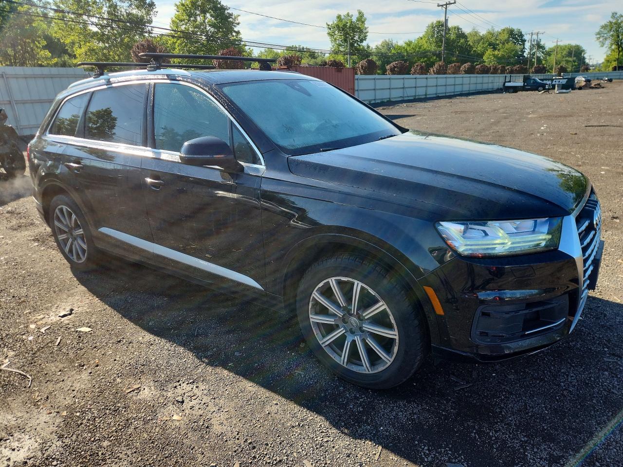 WA1LAAF76HD016691 · 2017 AUDI Q7 · 4/13