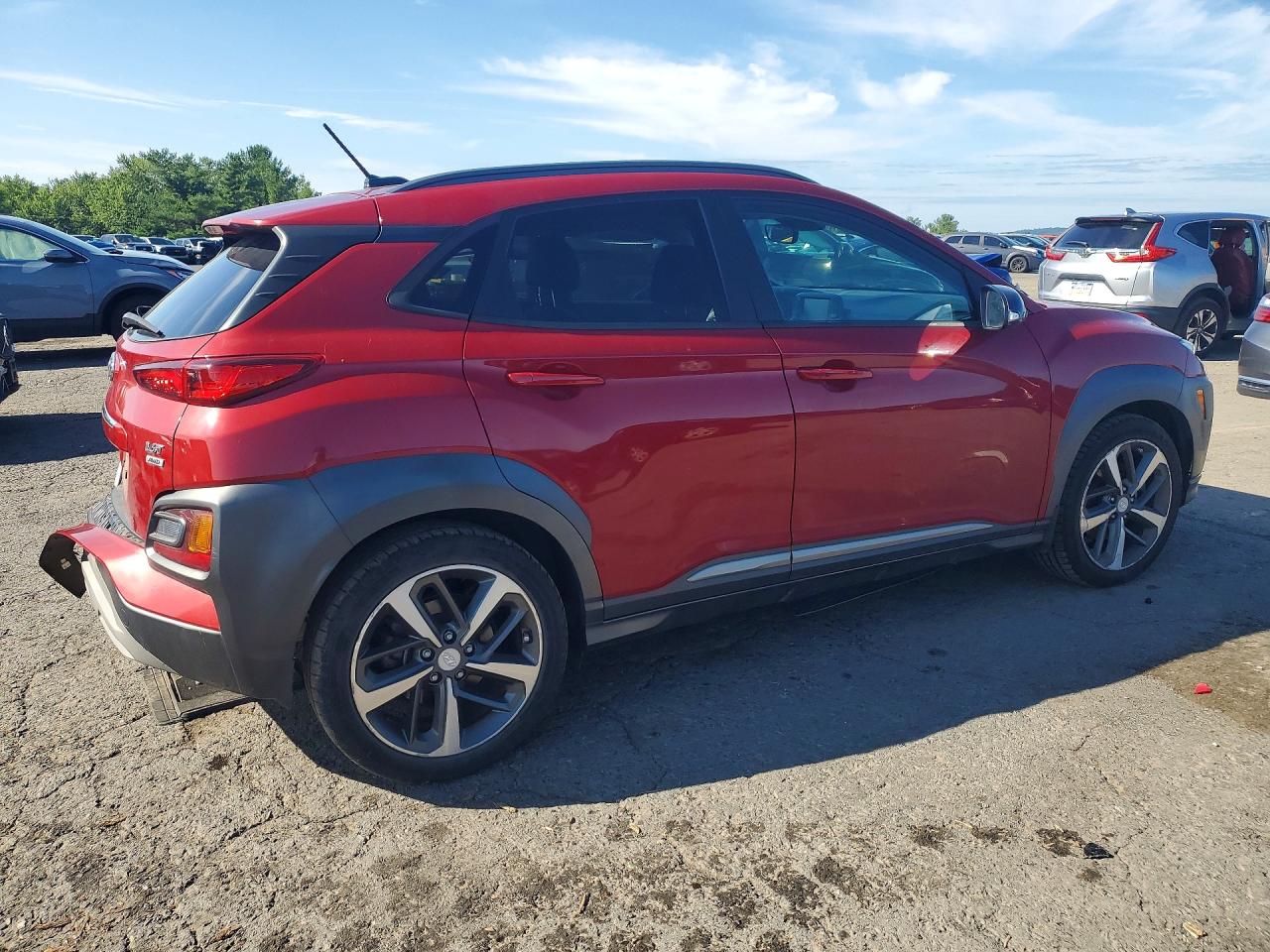 KM8K3CA58JU091455 · 2018 HYUNDAI KONA · 3/14