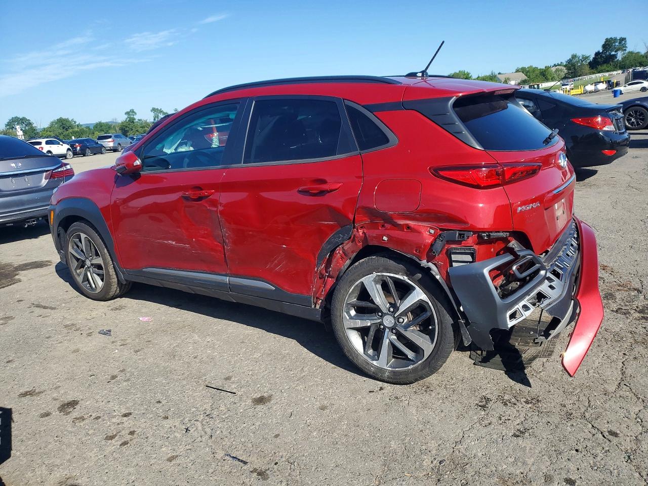KM8K3CA58JU091455 · 2018 HYUNDAI KONA · 2/14